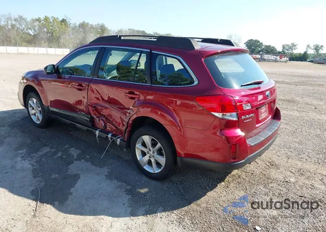 2014 Subaru Outback 2.5I z USA, uszkodzony, nr VIN 4S4BRCAC5E3324099